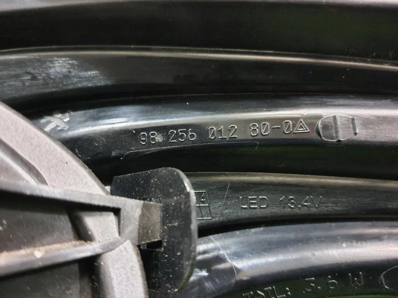 Fanale POST SX 9825601280 Peugeot 208 I 2015