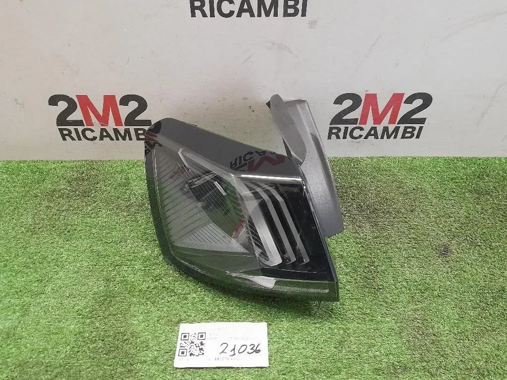 Fanale POST SX 9836231280 82140101 Peugeot 3008 II 2016