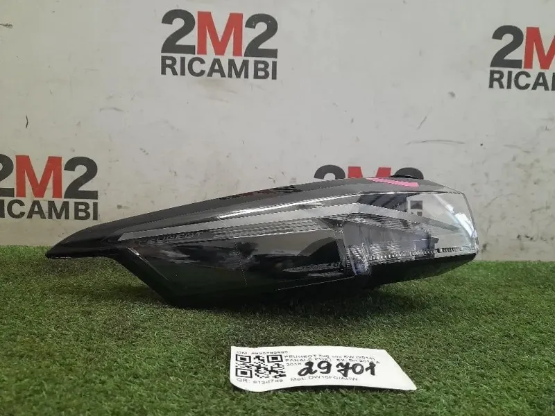 Fanale POST SX 9835299580 LED Peugeot 308 III SW 2021