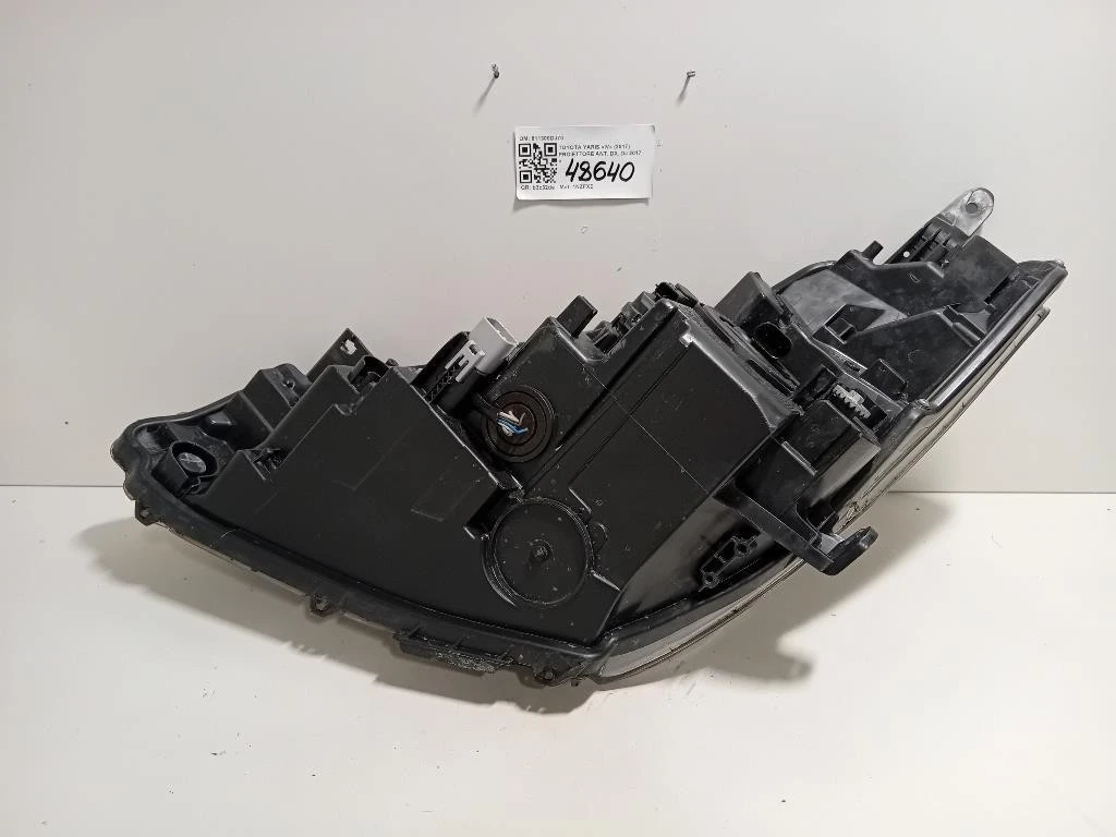 Proiettore ANT DX 811300DJ70 Toyota Yaris IV 2017