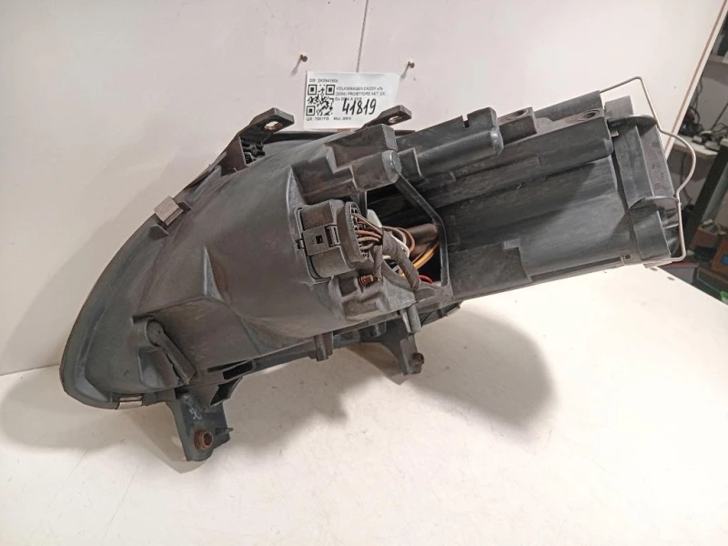 Proiettore ANT DX 2K0941608 Volkswagen Caddy III 2004