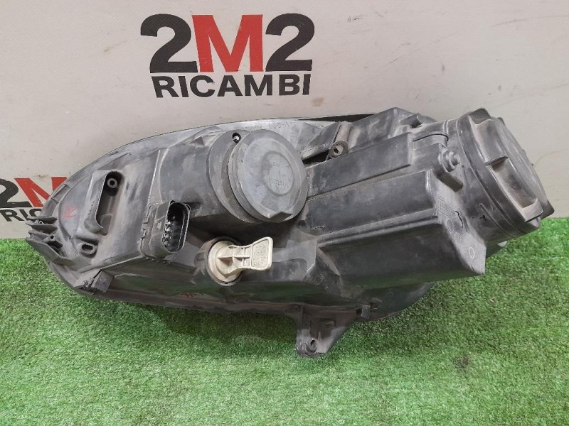 Proiettore ANT DX 1K6941006R Volkswagen GOLF V 2004