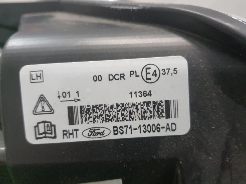 Fanale POST SX 3R9 945 095 A Seat EXEO 3R2 2009