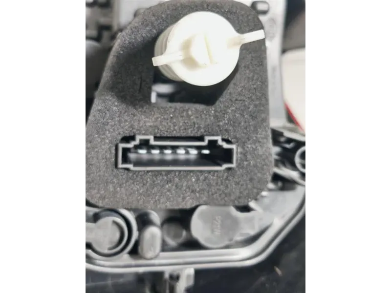 Fanale POST SX 6F0945095J Seat Ibiza VI KJ1 2017