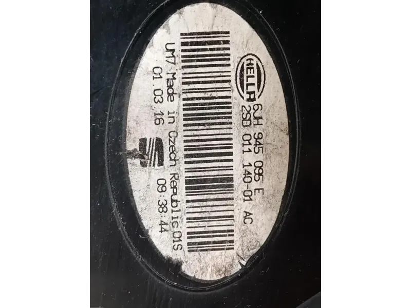 Fanale POST SX 6JH 945 095 E Seat Toledo KG3 2013