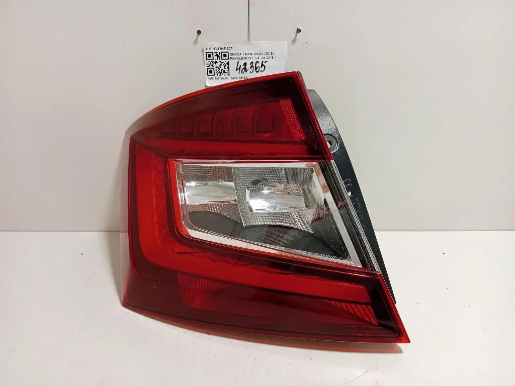 Fanale POST SX 6V6 945 207 Skoda Fabia NJ3 2018