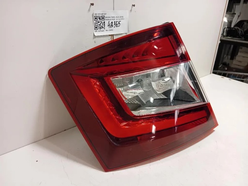Fanale POST SX 6V6 945 207 Skoda Fabia NJ3 2018