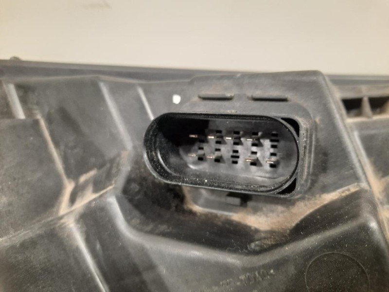 Fanale POST SX 1Z9945257 Skoda Octavia 1Z3 2009