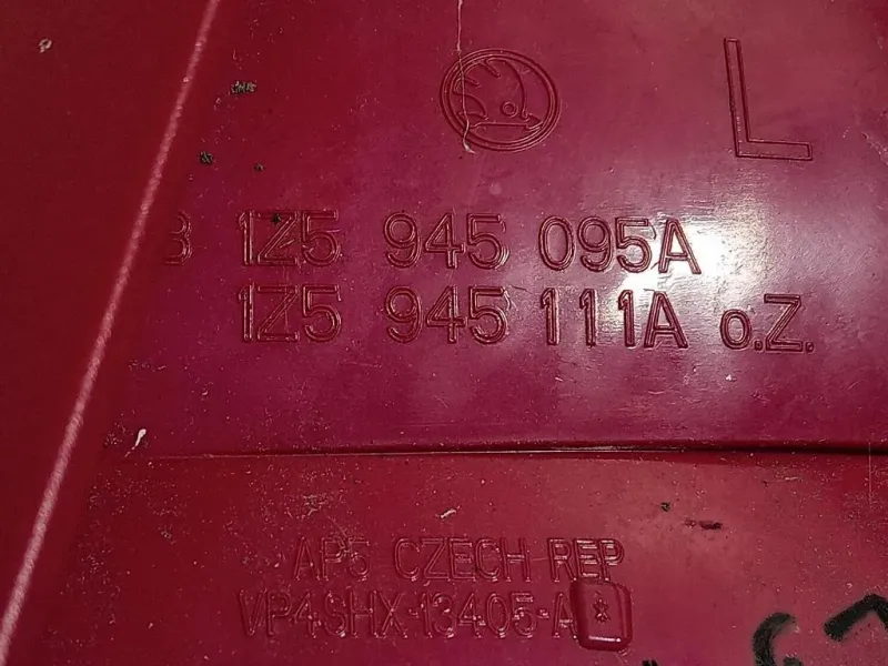 Fanale POST SX 1Z5945095A Skoda Octavia 1Z5 SW 2004