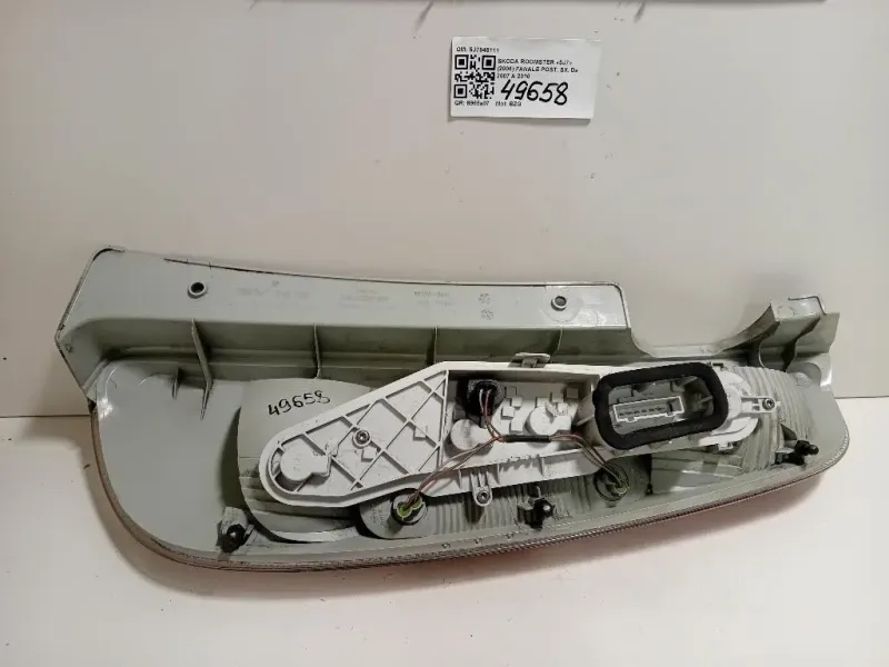 Fanale POST SX 5J7945111 Skoda Roomster 5J7 2006