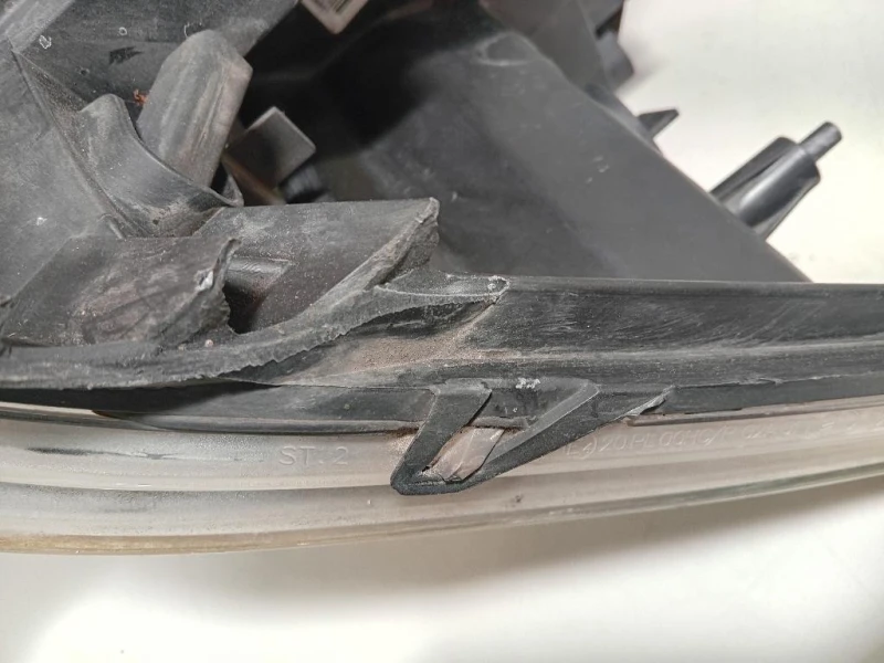 Proiettore ANT SX 6C11-13W030-BF Ford Transit V 2011