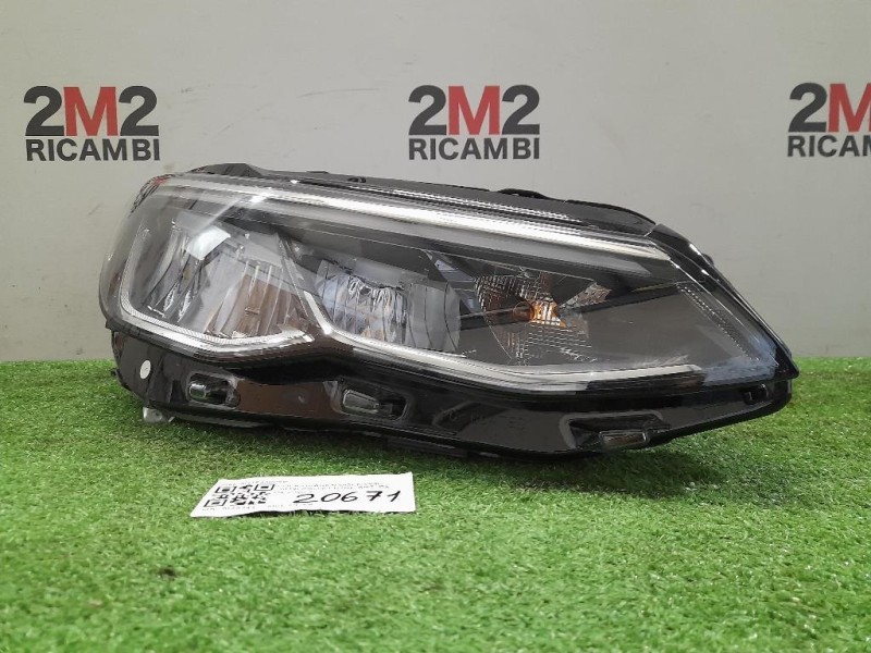 Proiettore ANT DX 5H1941006B Volkswagen GOLF VIII 2019