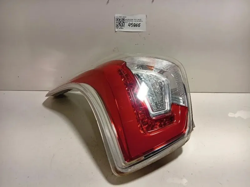 Fanale POST SX 83601-35000 Ssangyong Tivoli 2015