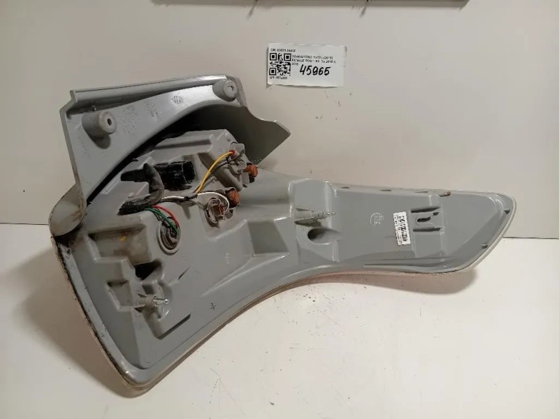 Fanale POST SX 83601-35000 Ssangyong Tivoli 2015