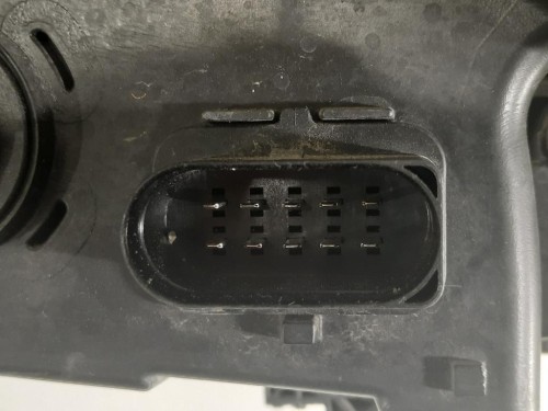 Fanale POST SX 83601-35000 Ssangyong Tivoli 2015
