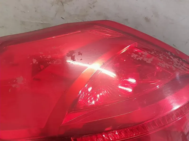 Fanale POST SX 220-20792 Subaru Legacy IV 2007