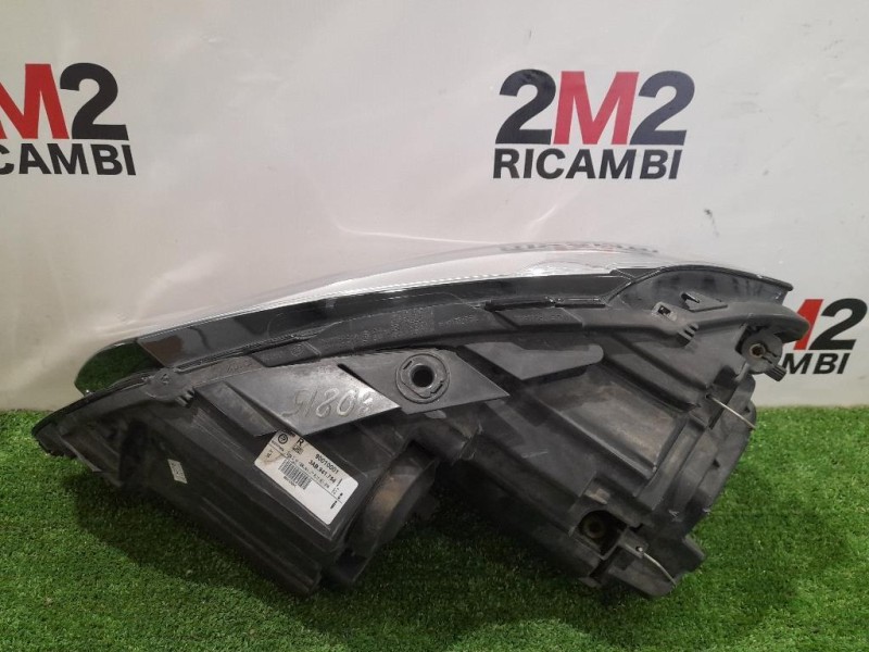 Proiettore ANT DX 90010001 Volkswagen Passat VII 2019