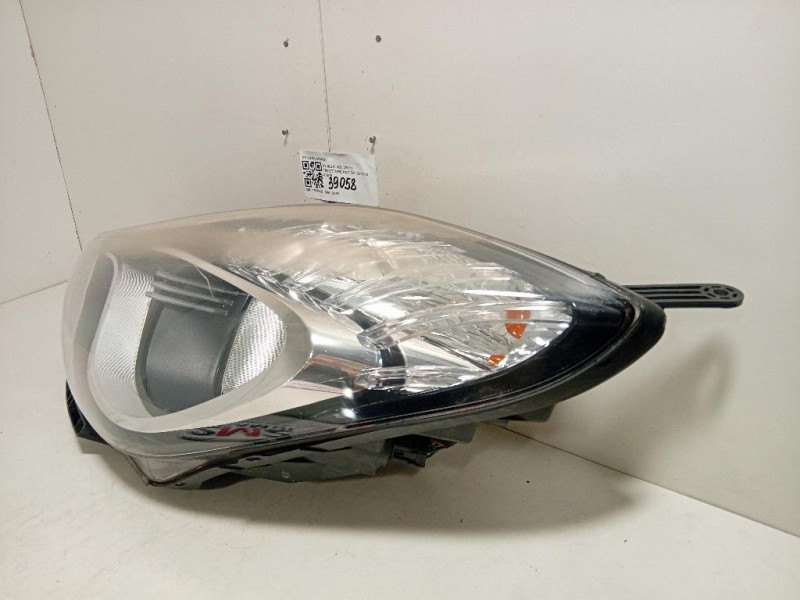 Fanale POST SX 815610D110 SX Toyota Yaris France II 2006