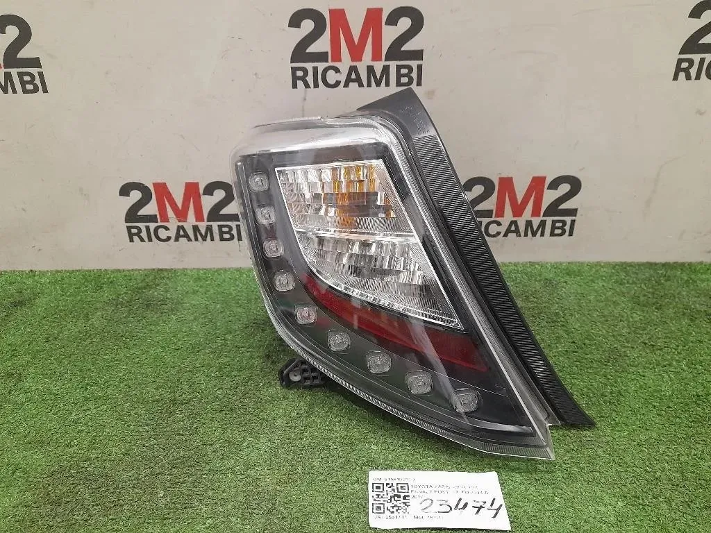 Fanale POST SX 815610D390 Toyota Yaris IV 2014