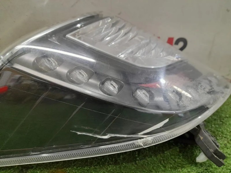 Fanale POST SX  Toyota Yaris IV 2014