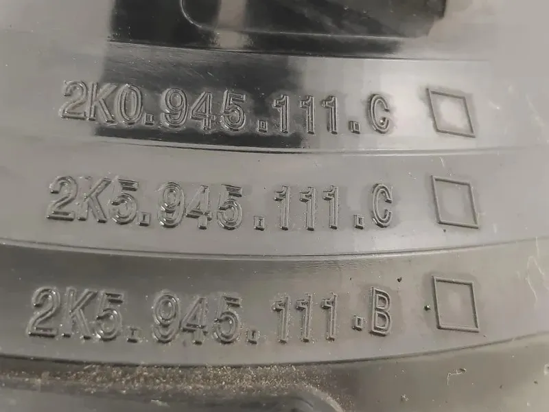 Fanale POST SX 2K0 945 111 C Volkswagen Caddy III 2004