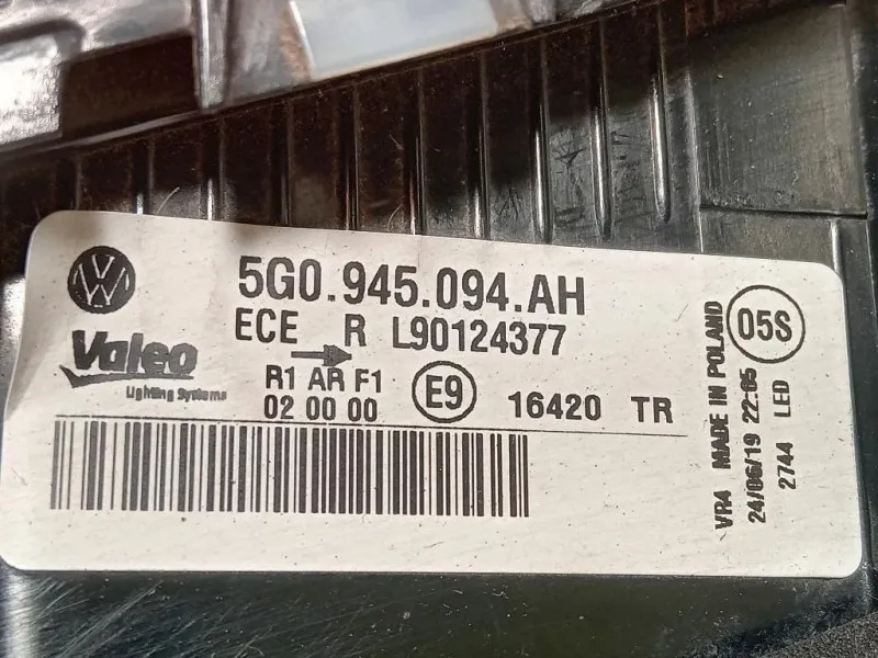 Fanale POST SX 5G0 945 094 AH Volkswagen GOLF VII 2017