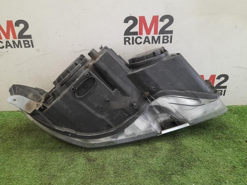 Fanale POST SX 6R0 945 257 B Volkswagen POLO VI 2009