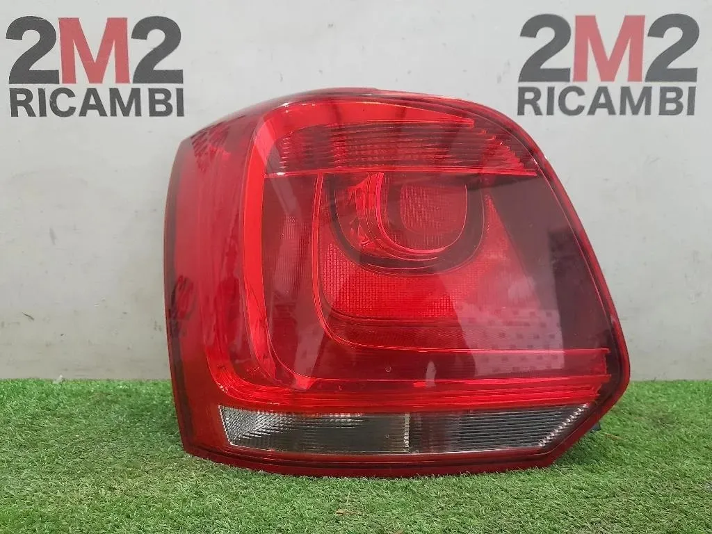 Fanale POST SX 6R0945095 Volkswagen POLO VI 2009