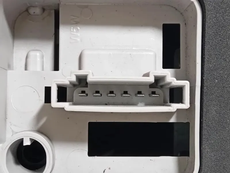 Fanale POST SX 6R0 945 257 A Volkswagen POLO VI 2009