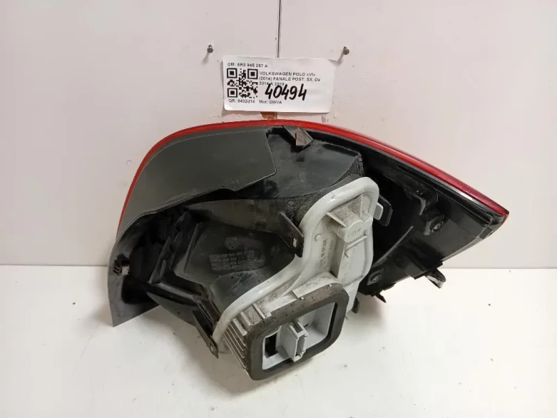 Fanale POST SX 6R0 945 257 A Volkswagen POLO VI 2014