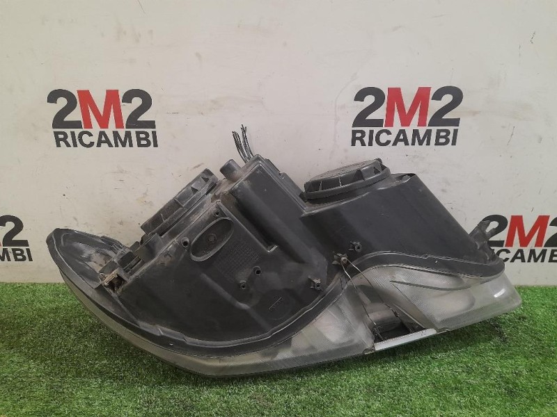 Fanale POST SX 6R0 945 257 A Volkswagen POLO VI 2014