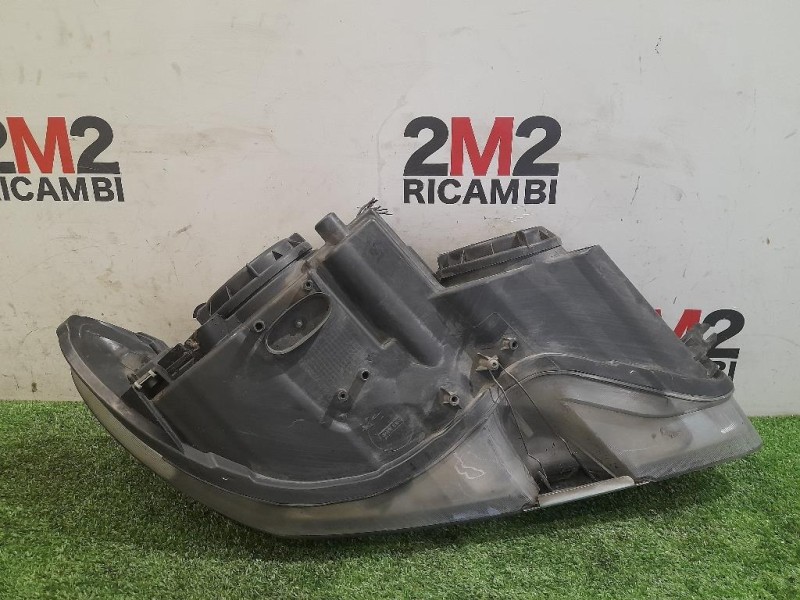 Fanale POST SX 2GS945095 Volkswagen POLO VII 2017