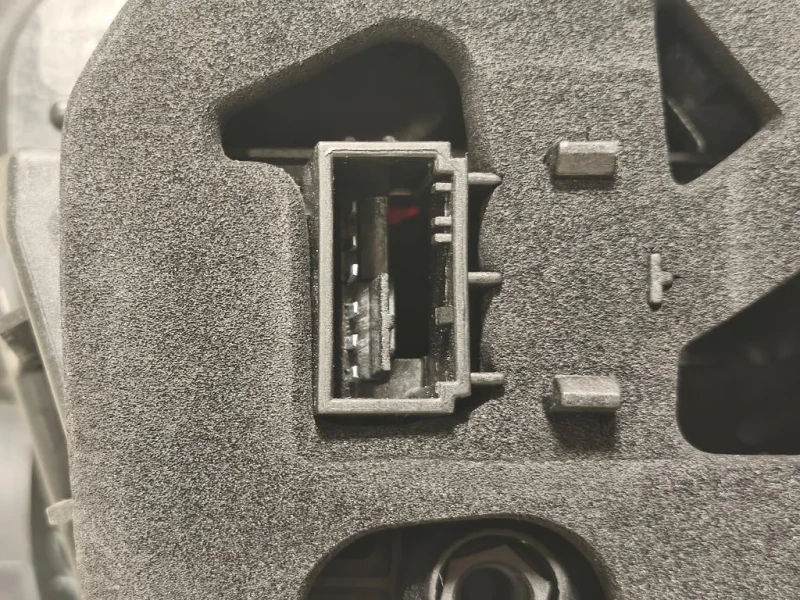 Fanale POST SX 2GS945095 Volkswagen POLO VII 2017