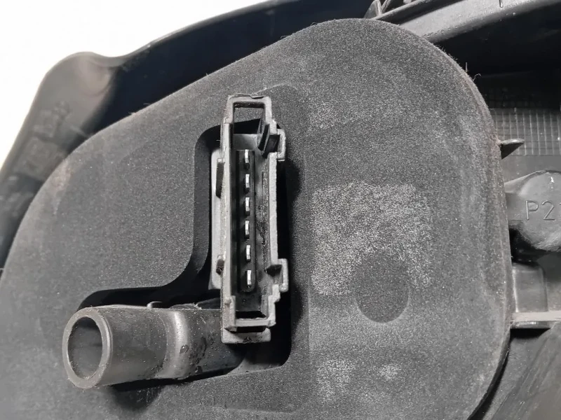 Fanale POST SX 1K8945095G Volkswagen Scirocco III 2009