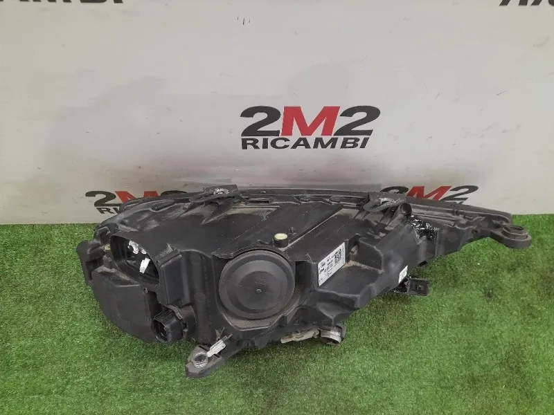 Proiettore ANT SX 82A941033D Audi A1 GBA Sportback 2018