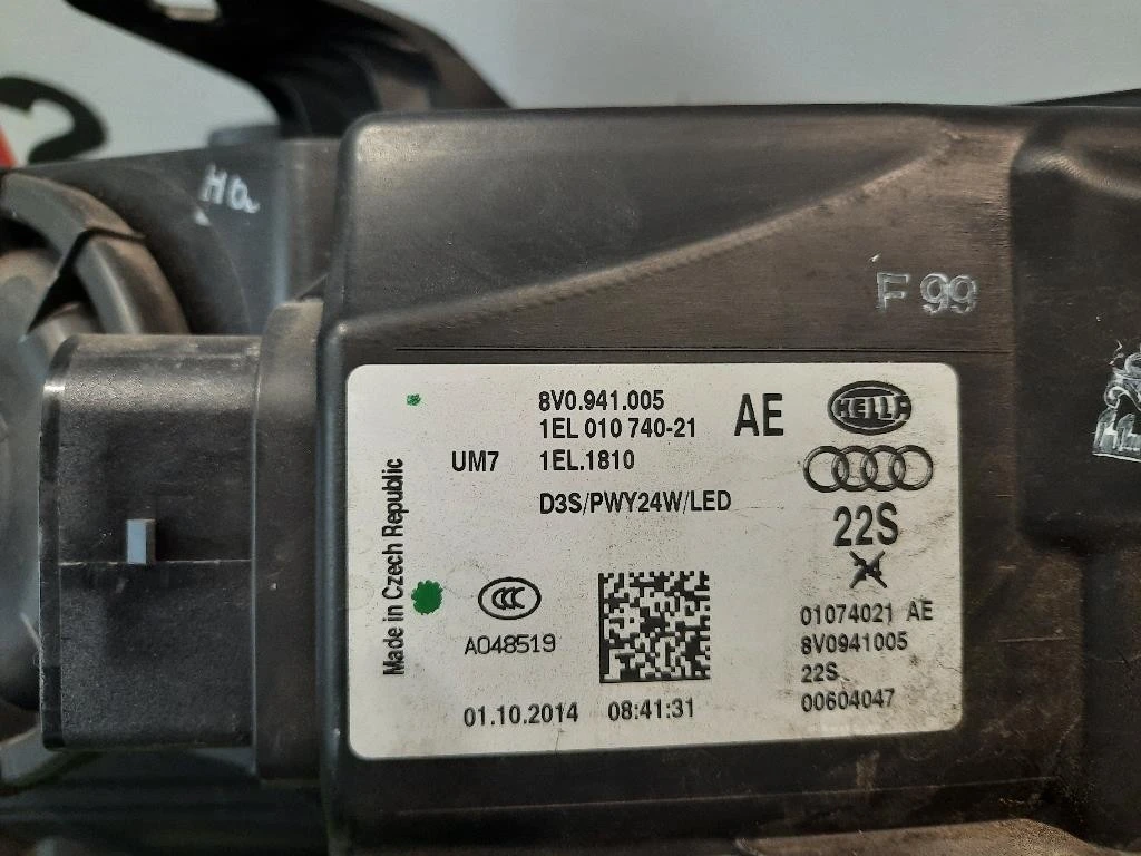 Proiettore ANT SX 8V0941005 8V0941043L Audi A3 8V1 2012