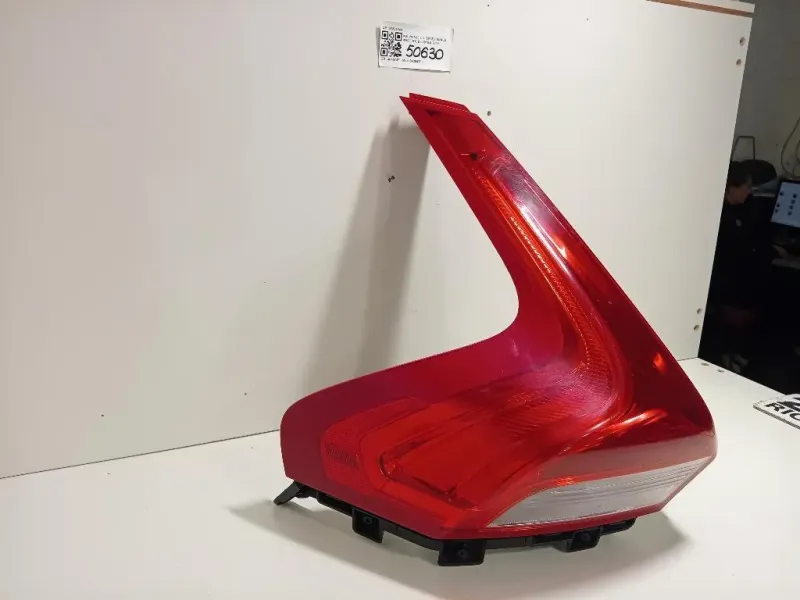 Fanale POST SX 31395844 Volvo V40 II 2012