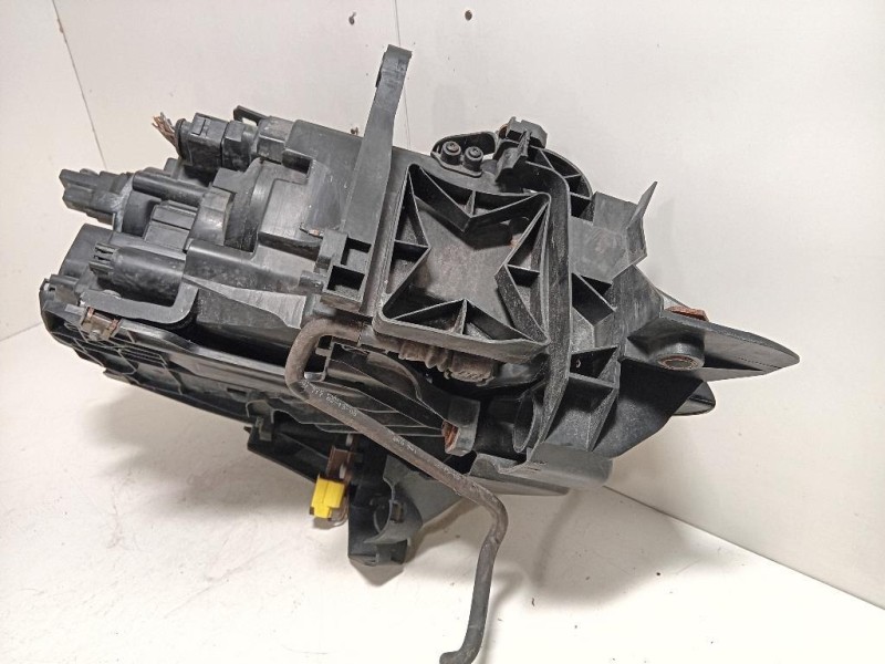 Proiettore ANT SX 8K0 941 003 A Audi A4 8K2 2012