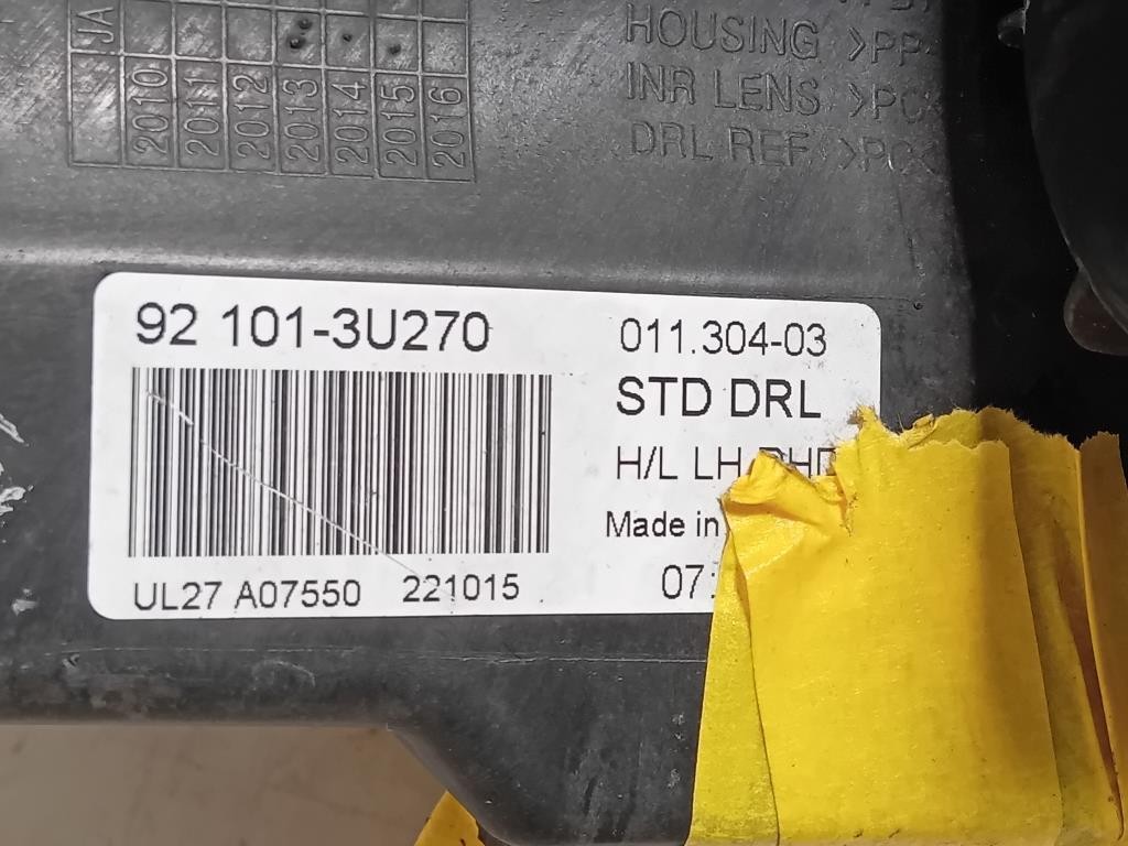 Fanale Retronebbia POST SX 924053U300 Kia Sportage III 2010