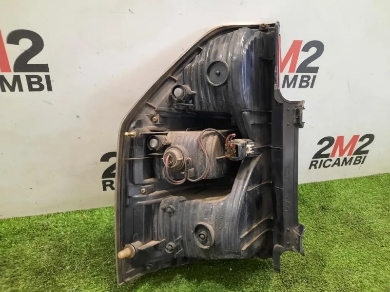 Fanale SUP POST DX MR548042 Mitsubishi Pajero III 2000