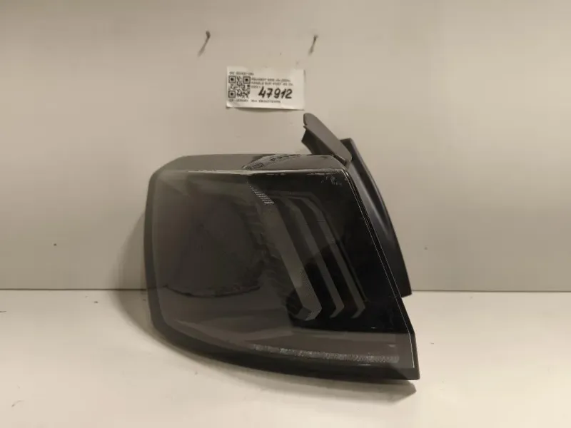 Fanale SUP POST SX 9836231280 Peugeot 3008 II 2020