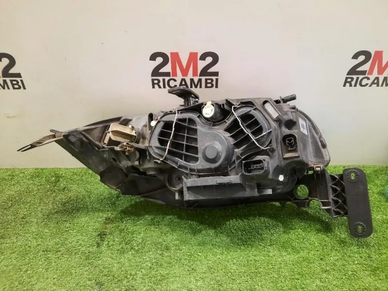 Proiettore ANT SX 63117249651 Bmw Serie 1 E87 Berlina 2005