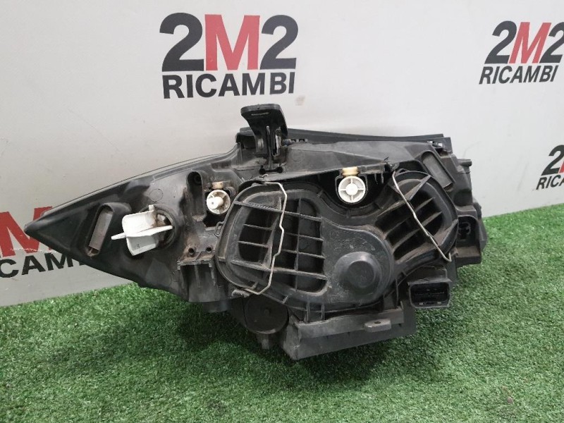 Proiettore ANT SX 63117249651 Bmw Serie 1 E87 Berlina 2005