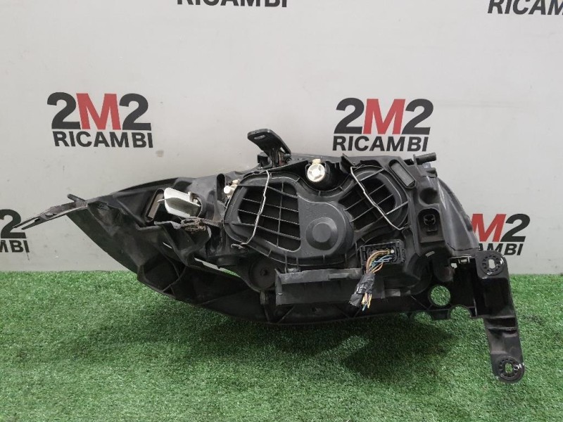 Proiettore ANT SX 63117249651 Bmw Serie 1 E87 Berlina 2005