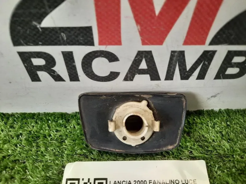 Fanalino LUCE Targa POST DX 10382016 Lancia 2000