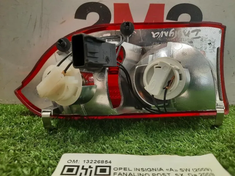 Fanalino POST SX 13226854 Opel Insignia A SW 2009