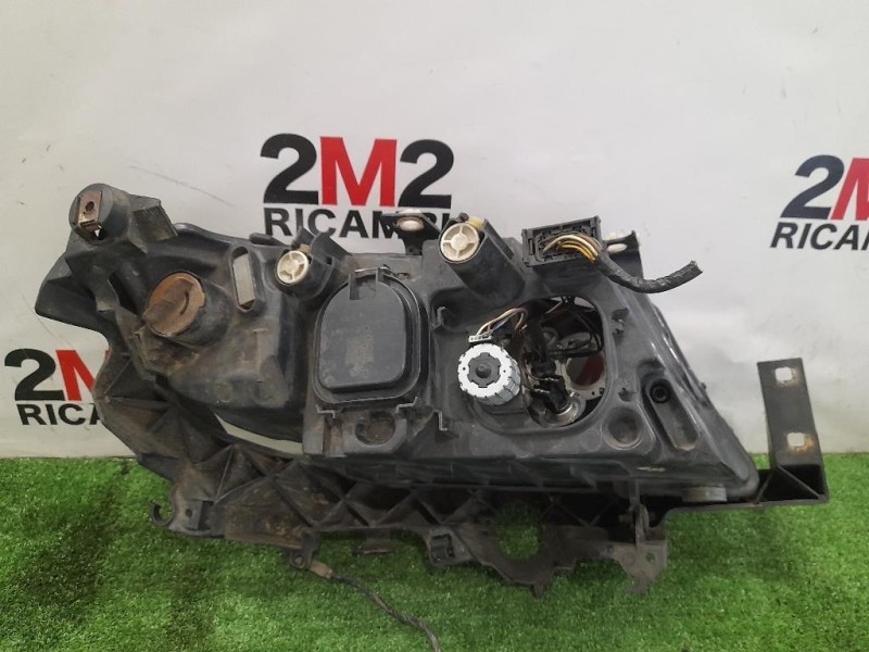 Proiettore ANT SX Bmw Serie 3 E90 Berlina 2005