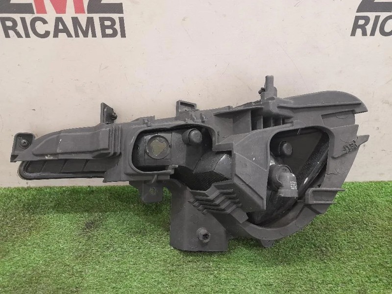 Fendinebbia ANT DX 922023W200 Kia Sportage III 2010