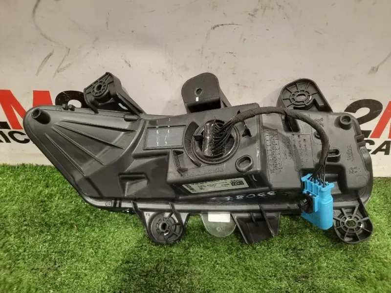 Fendinebbia ANT DX 98 362 309 80 Peugeot 3008 II 2016