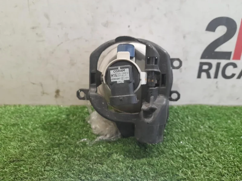 Fendinebbia ANT DX 81220-02110 Toyota Yaris IV 2012